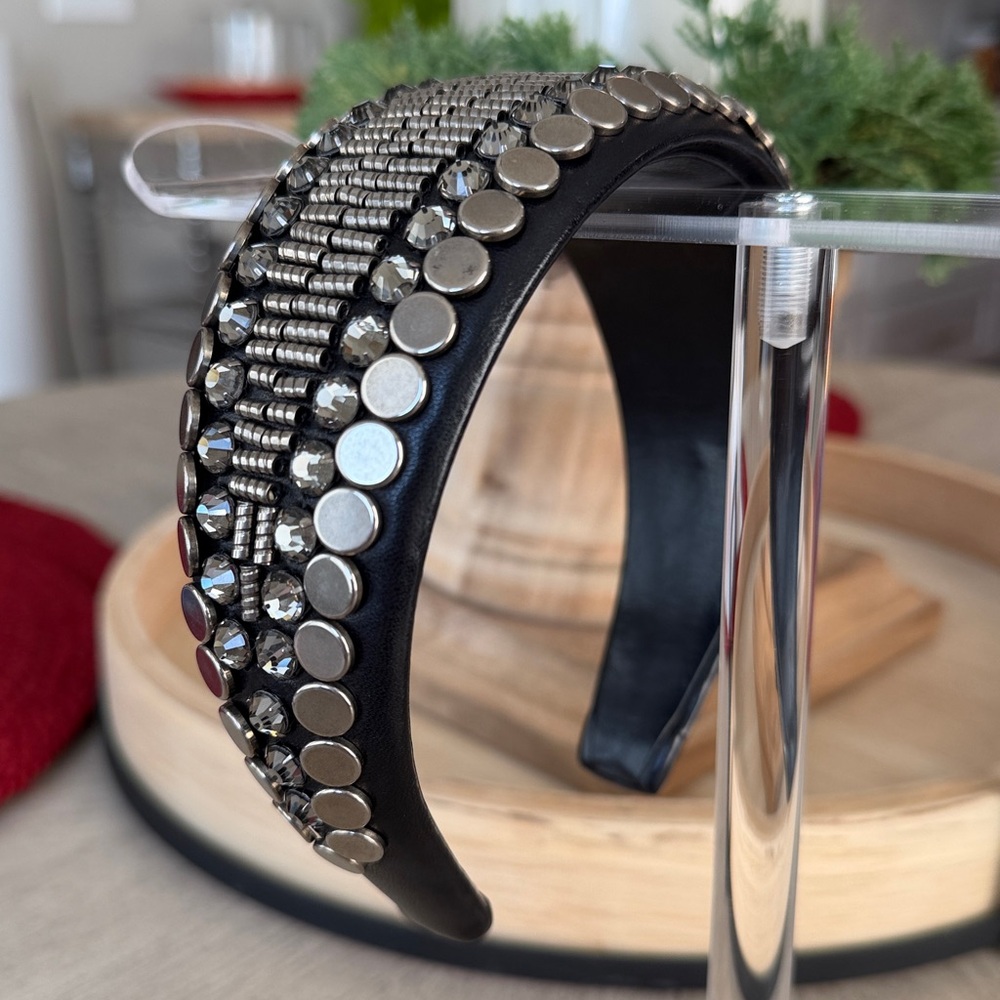 Gucci Leather Beaded Headband - Picture 3 of 9
